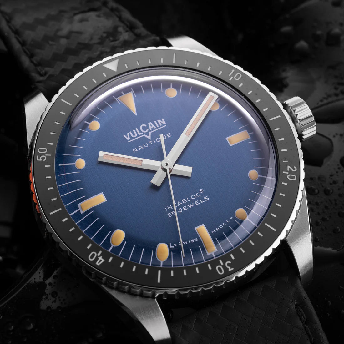 Vulcain Watch - Skindiver Nautique 38mm - Blue (metal bracelet + rubber strap included)