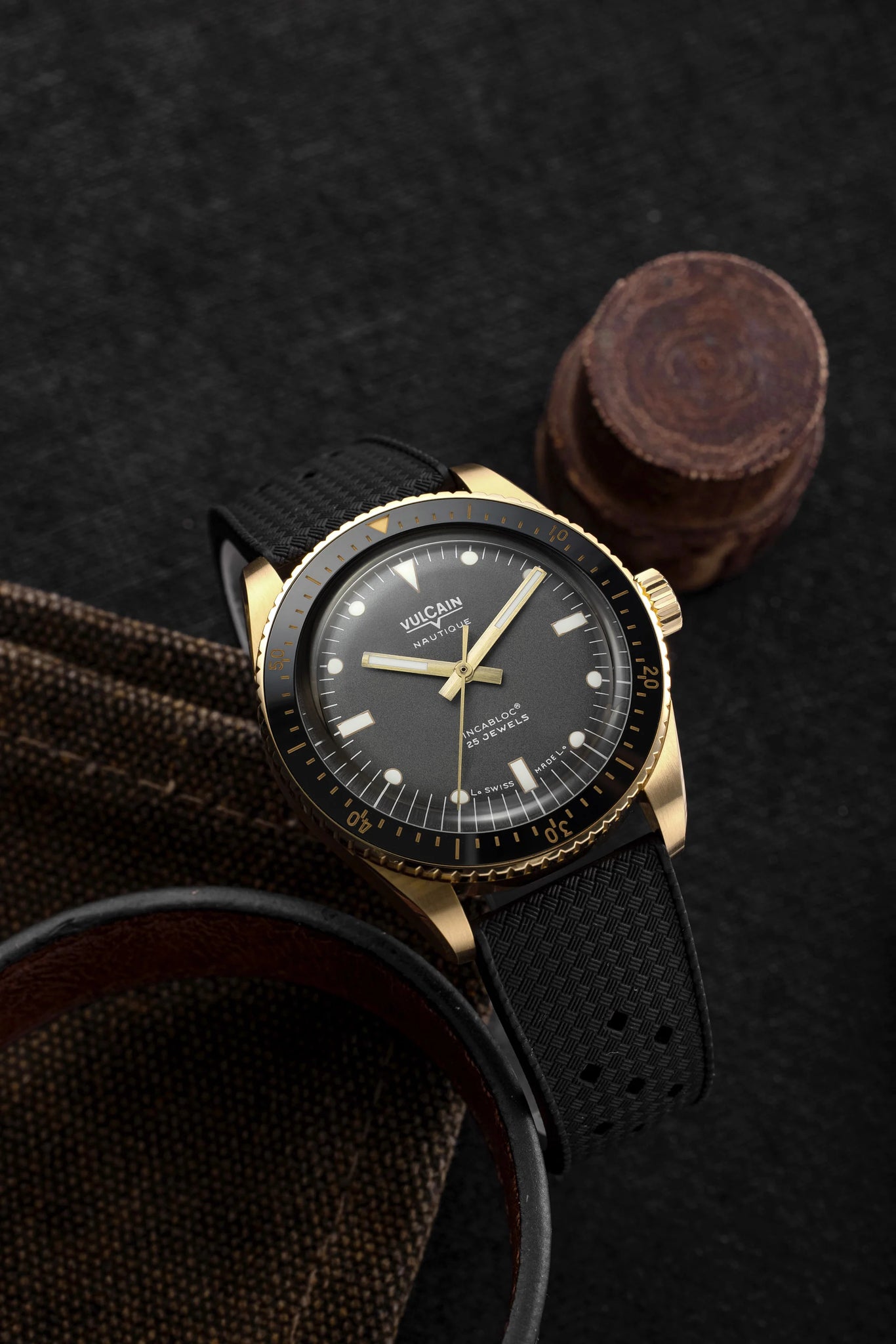 Vulcain Watch - Skindiver Nautique 38mm - Bronze & Gray