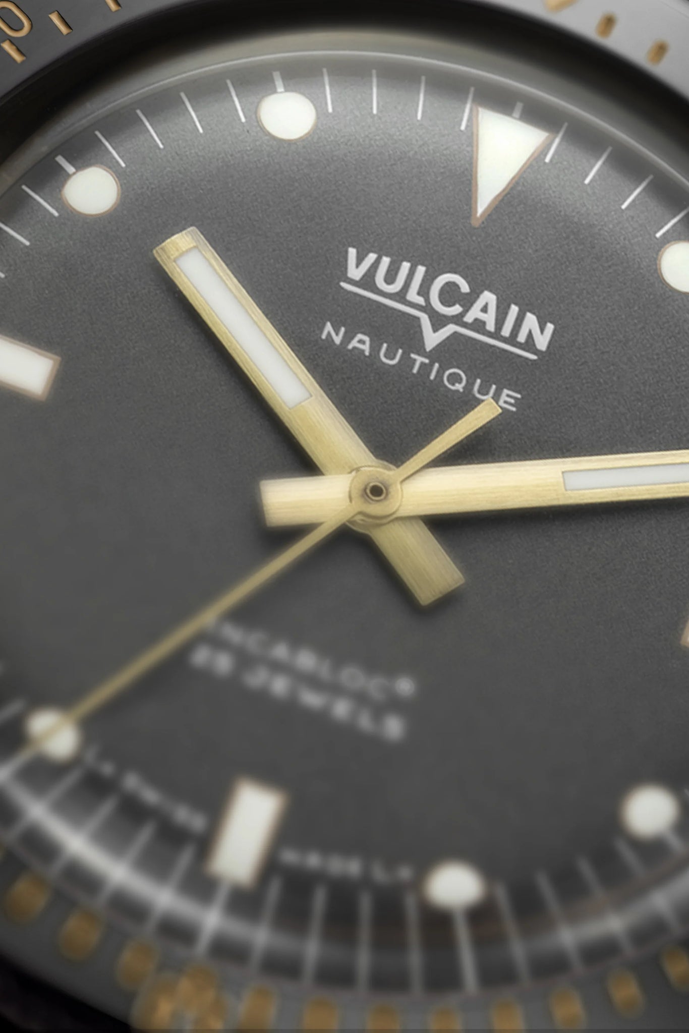 Vulcain Watch - Skindiver Nautique 38mm - Bronze & Gray